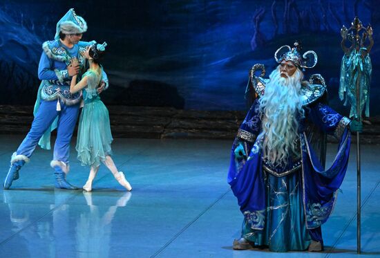 Russia Ballet Beauty Angara