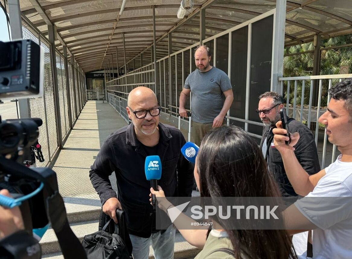 Iran Azerbaijan Russian Citizens Evacuation
