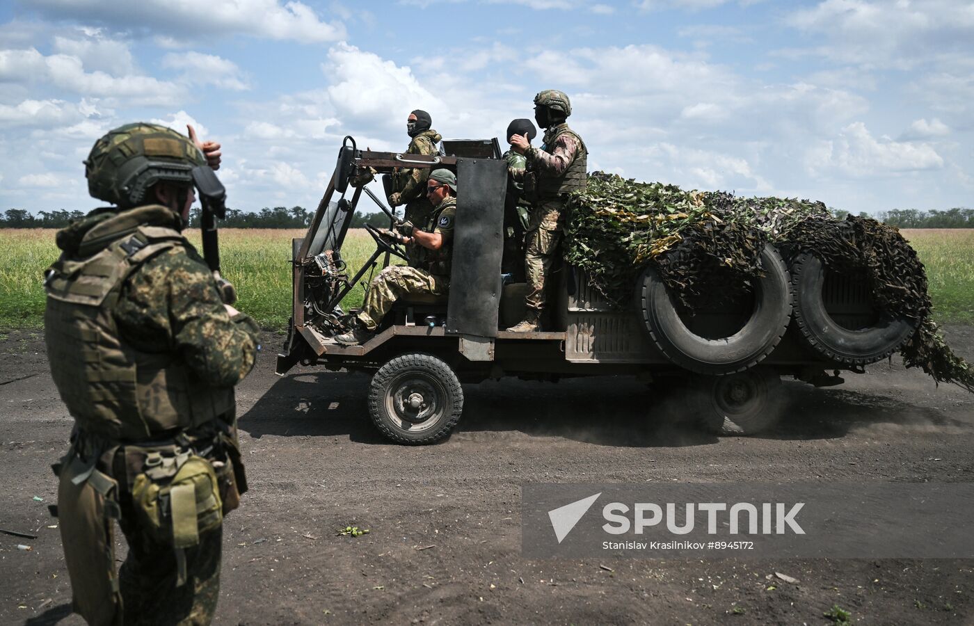 Russia Ukraine Military Operation Front Roads