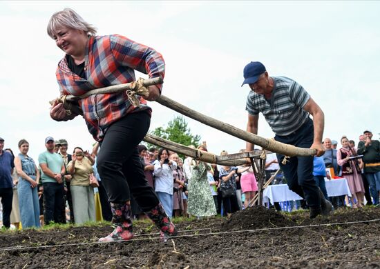 Russia Traditional Mordovian Summer Soltice Feast