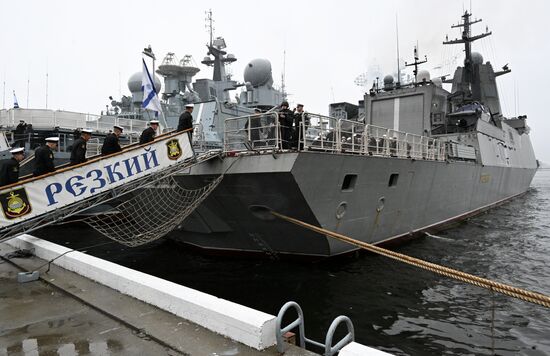 Russia Navy Warships Returning