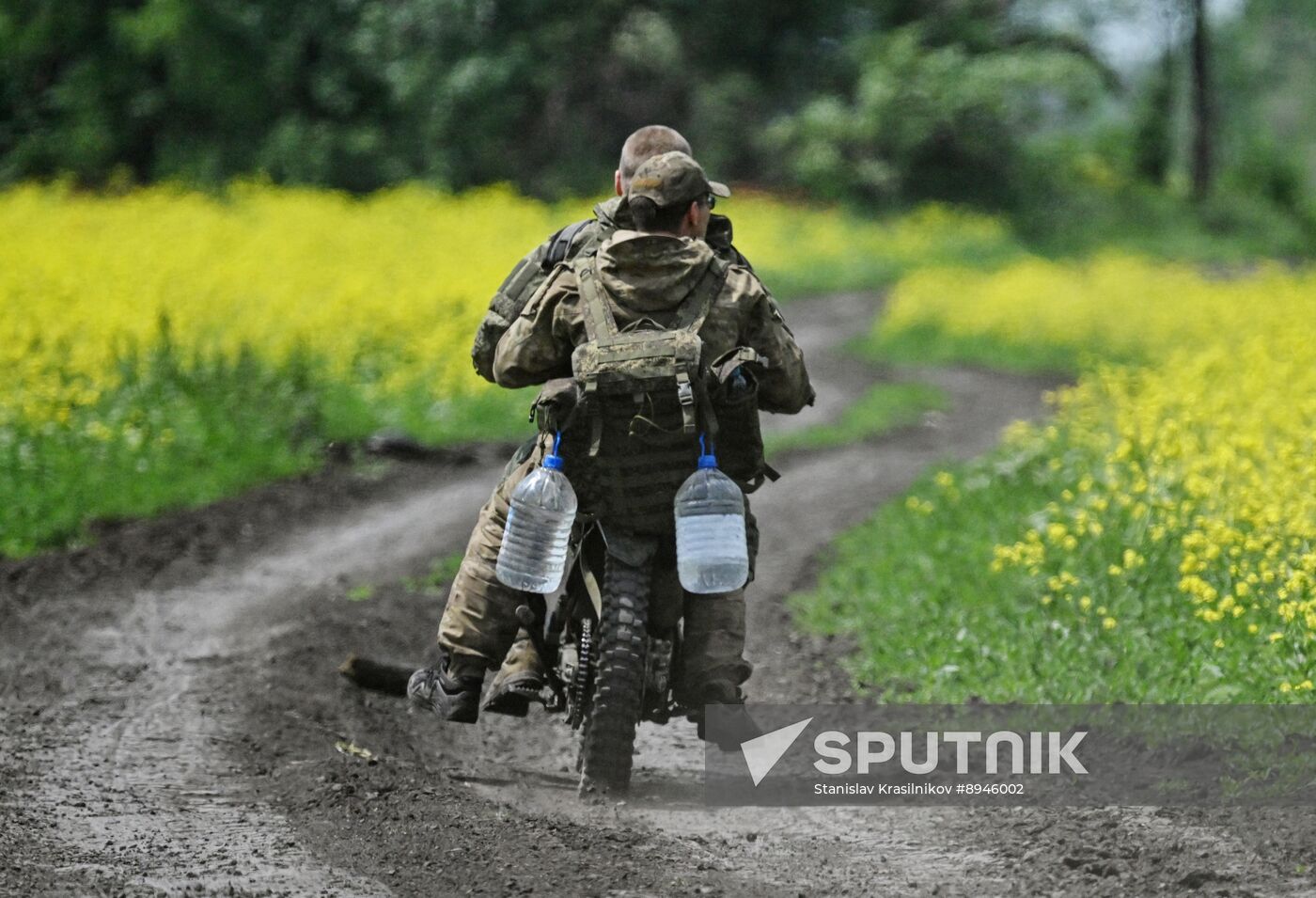 Russia Ukraine Military Operation Front Roads