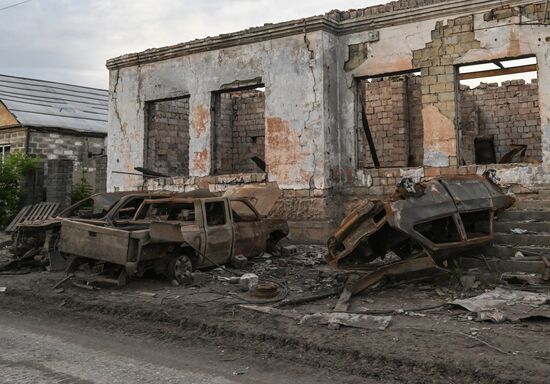 Russia Ukraine Military Operation Front Roads