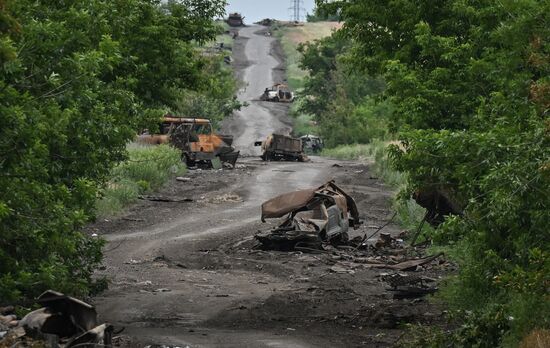 Russia Ukraine Military Operation Front Roads