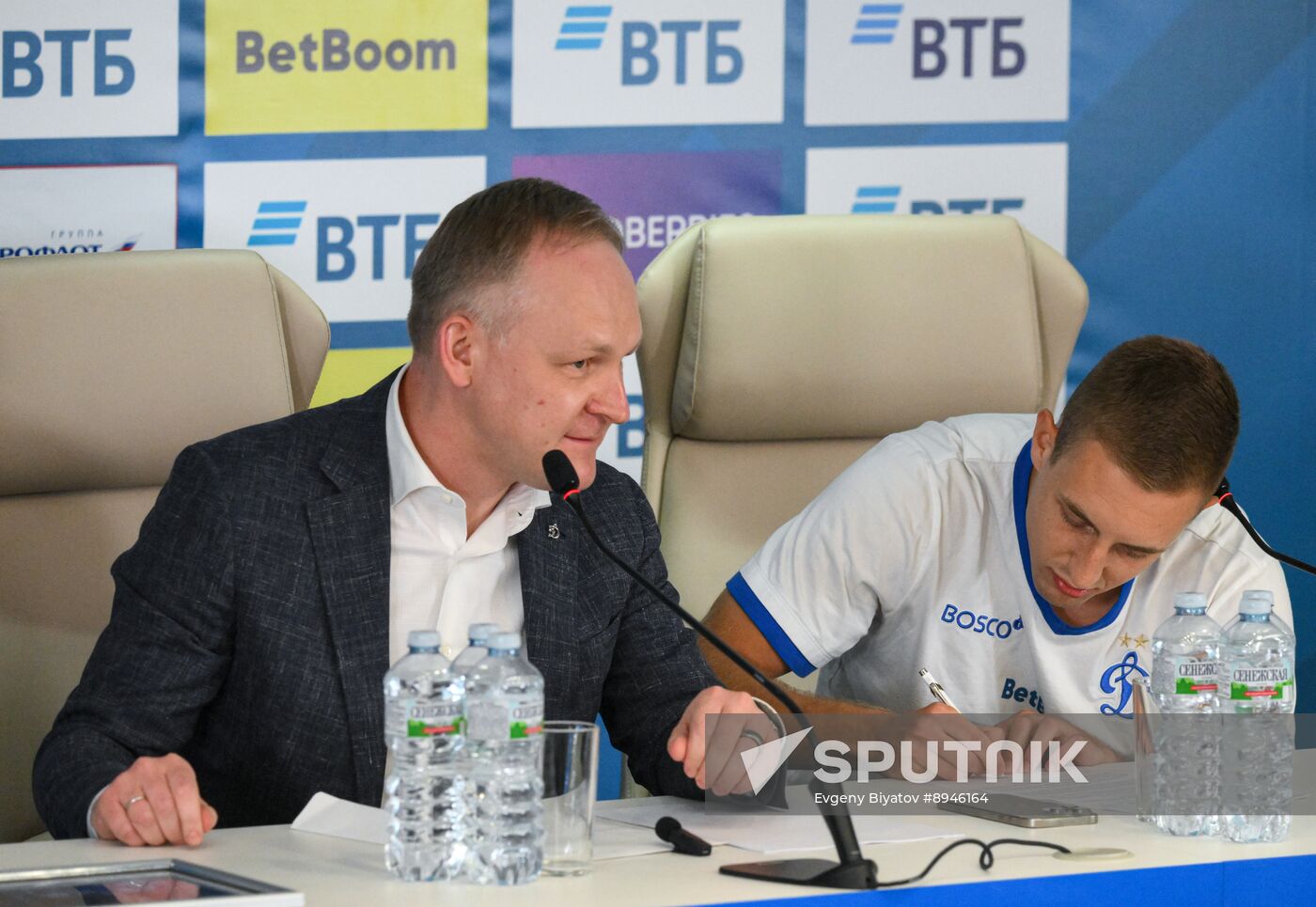 Russia Soccer Dynamo New Head Coach