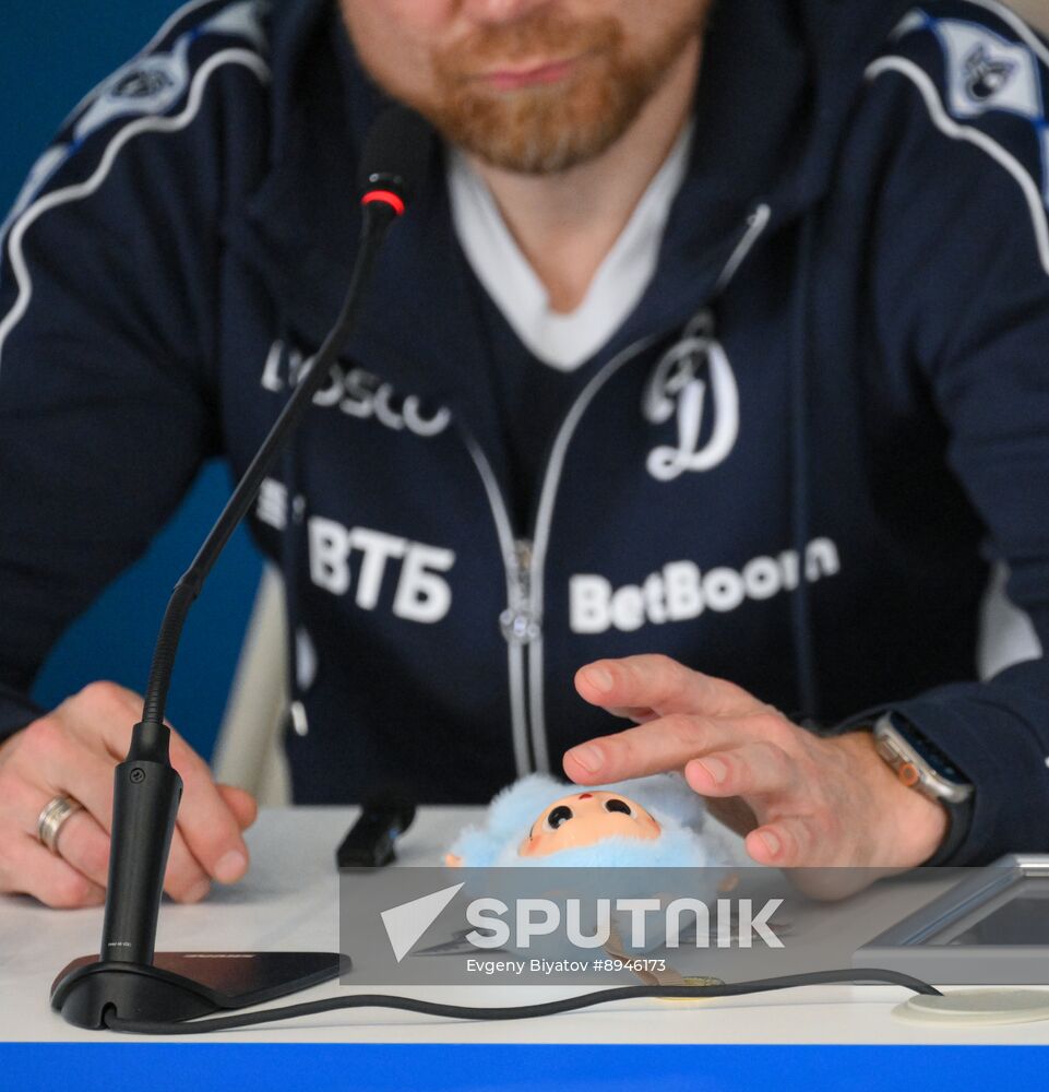 Russia Soccer Dynamo New Head Coach