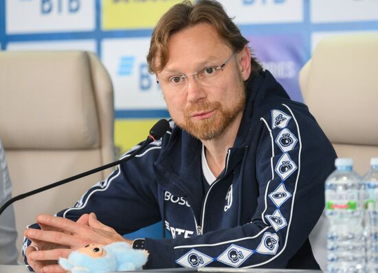 Russia Soccer Dynamo New Head Coach