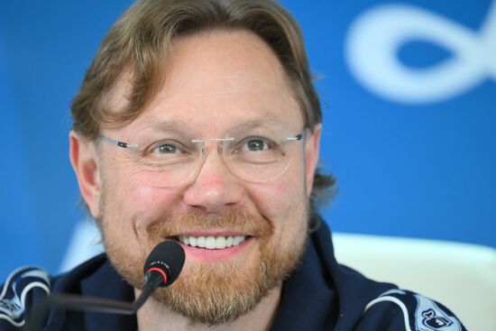 Russia Soccer Dynamo New Head Coach