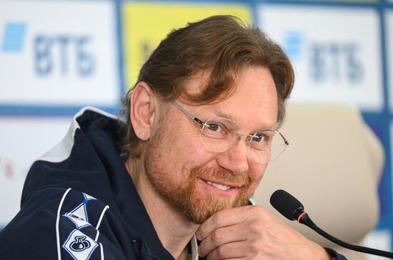 Russia Soccer Dynamo New Head Coach