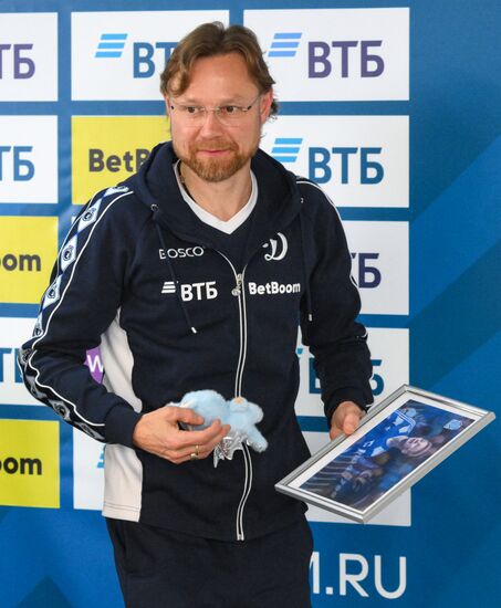 Russia Soccer Dynamo New Head Coach