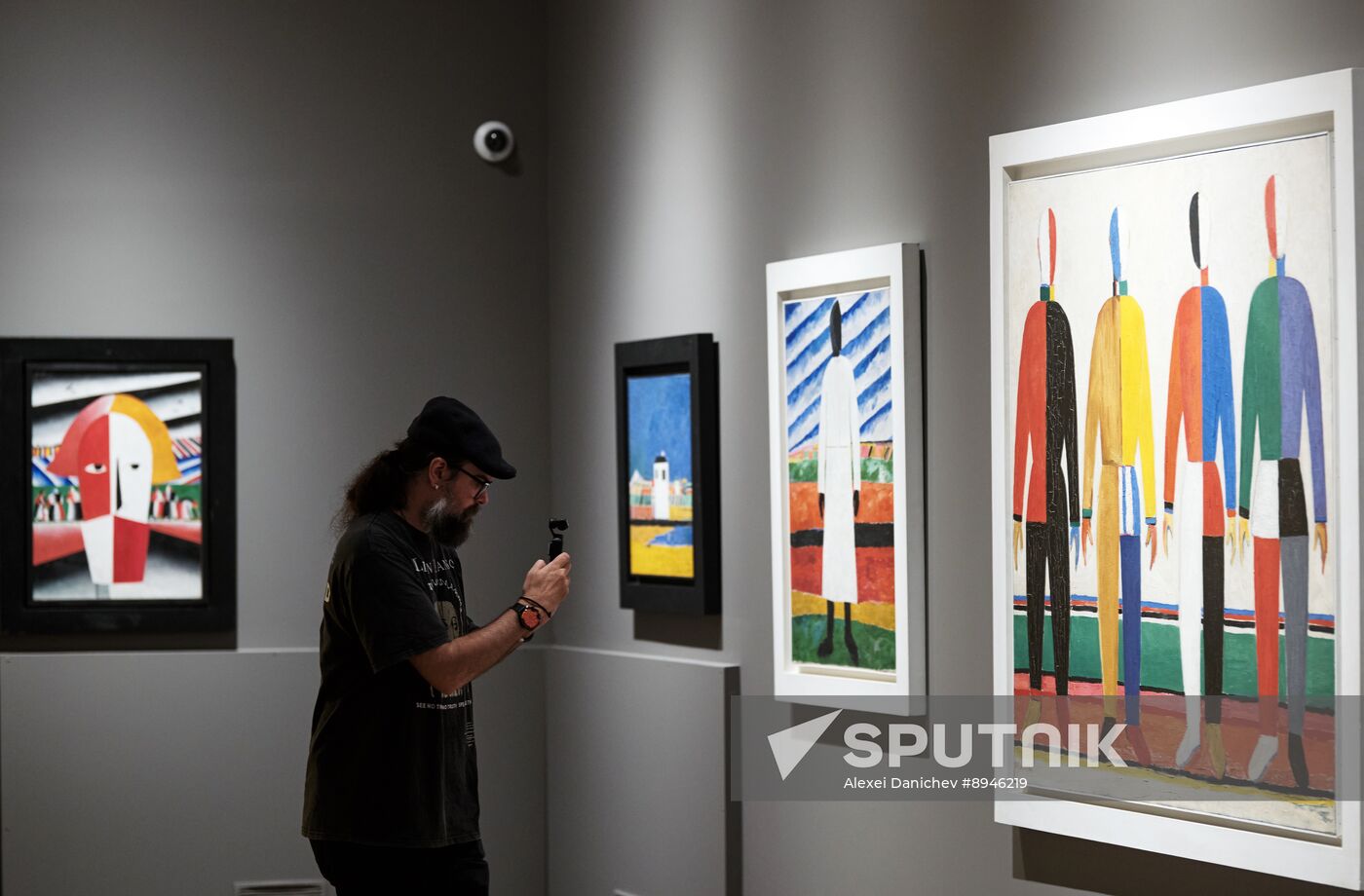 Russia Art Avant-Garde Exhibition