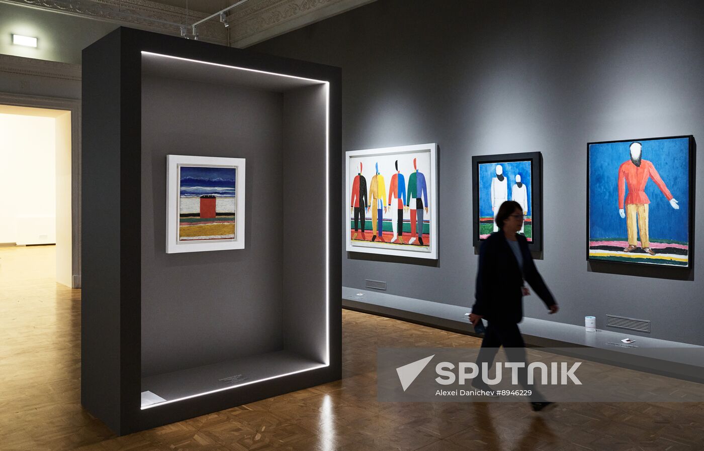 Russia Art Avant-Garde Exhibition