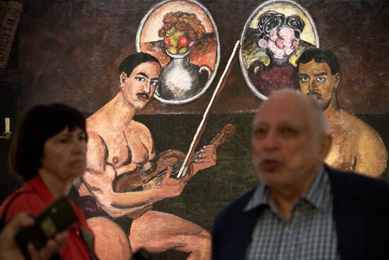 Russia Art Avant-Garde Exhibition