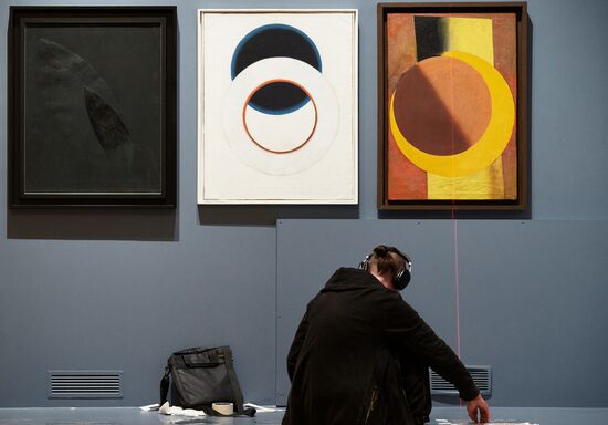 Russia Art Avant-Garde Exhibition