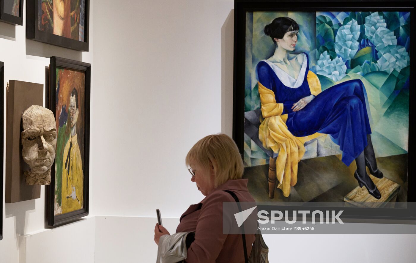 Russia Art Avant-Garde Exhibition