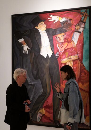 Russia Art Avant-Garde Exhibition