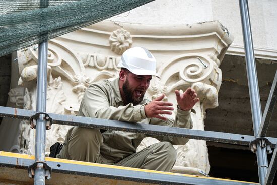 Russia DPR Theatre Rebuilding