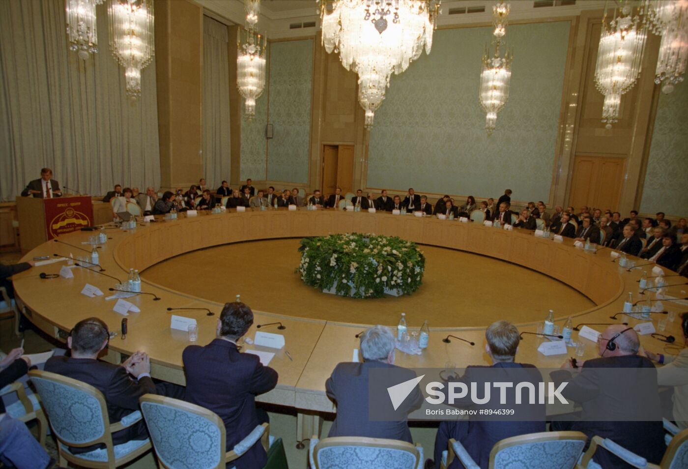 Meeting between De Beers and Alrosa