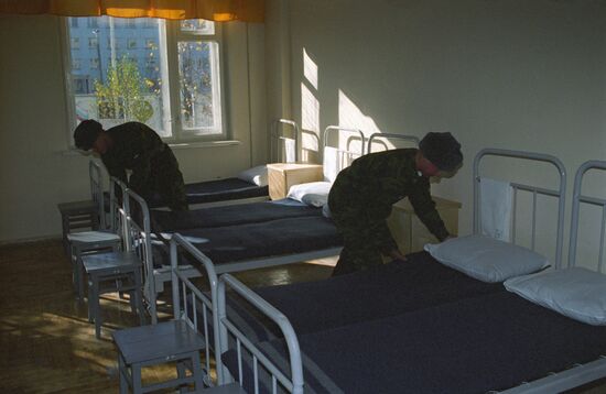 Daily routine of Kantemirovskaya Tank Division soldiers