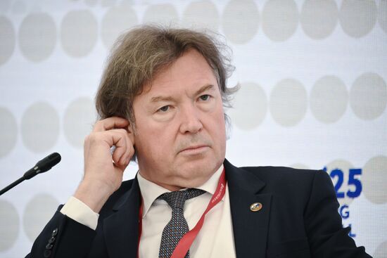SPIEF-2025. A Focus on Birth Rates: Determining Key Features of Demographic Policy
