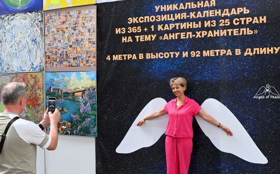 Russia Angels of Peace Art Project