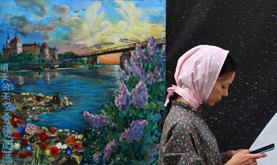 Russia Angels of Peace Art Project