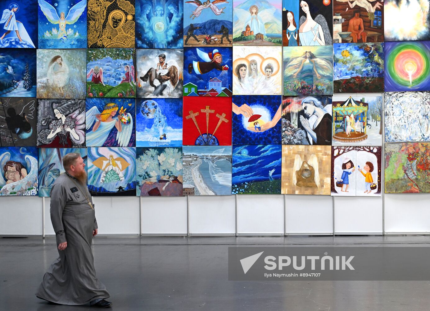 Russia Angels of Peace Art Project