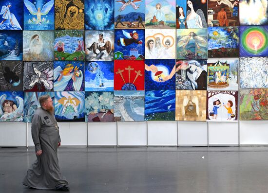 Russia Angels of Peace Art Project