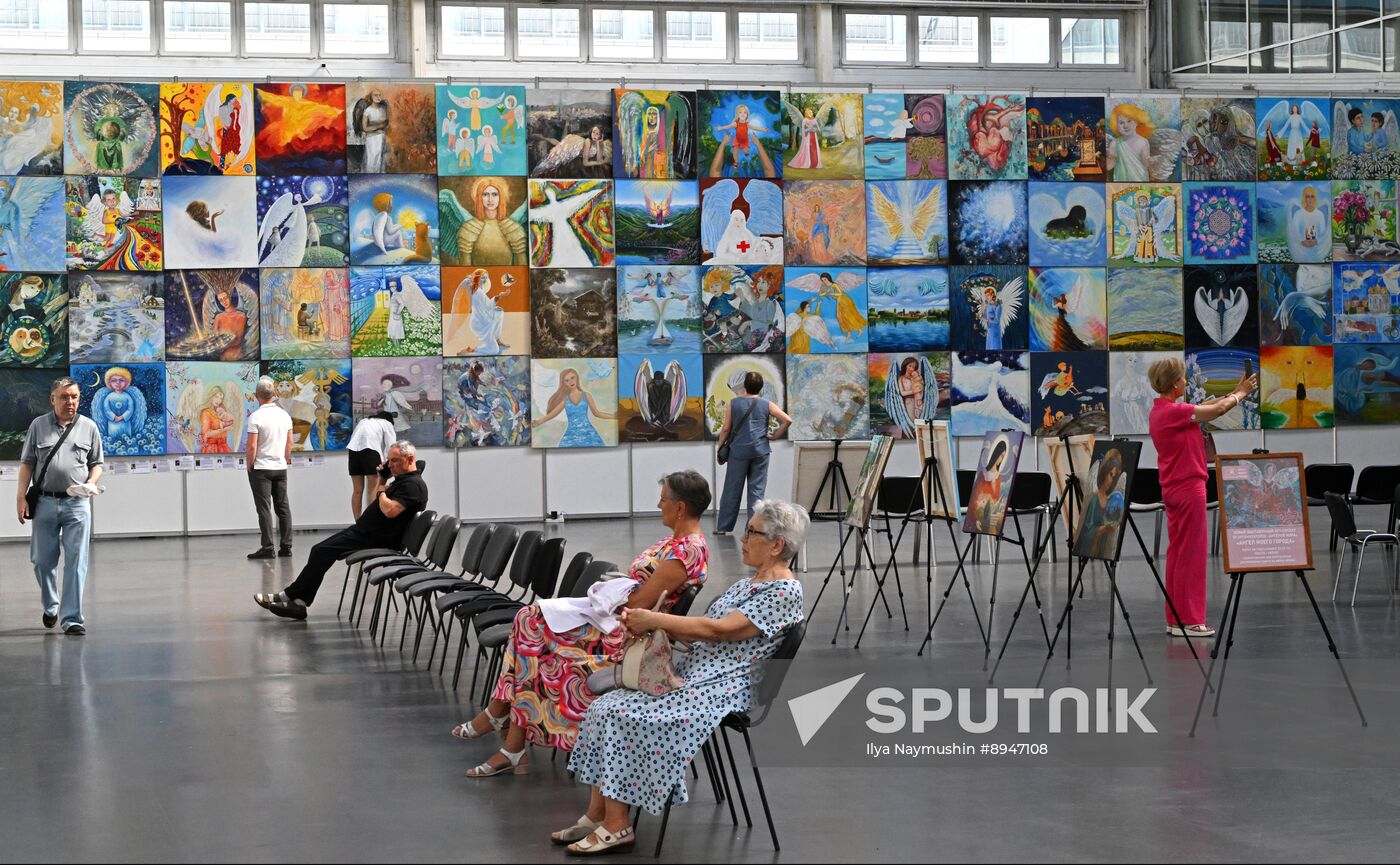 Russia Angels of Peace Art Project