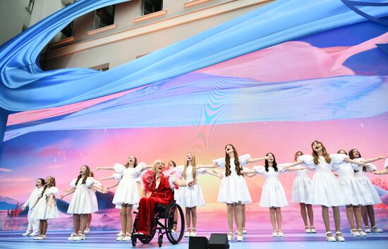 SPIEF-2025. Opening of the 'On the Wings' exhibition and gala show