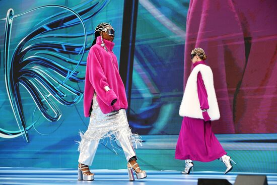 SPIEF-2025. Opening of the 'On the Wings' exhibition and gala show
