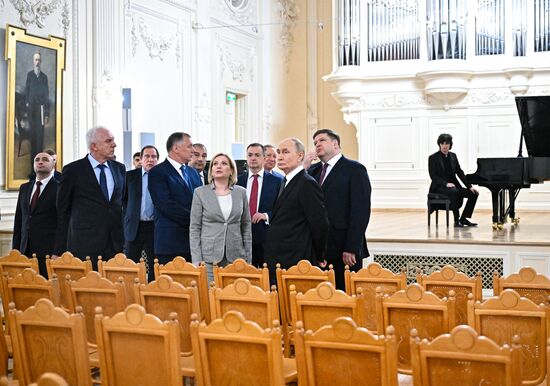 Russia Putin St Petersburg Conservatory