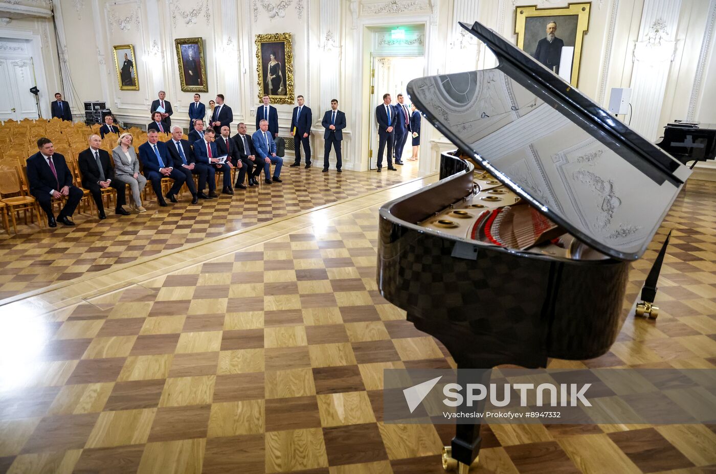 Russia Putin St Petersburg Conservatory