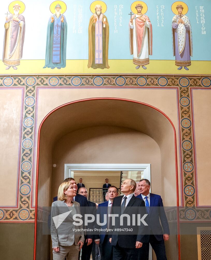 Russia Putin St Petersburg Conservatory