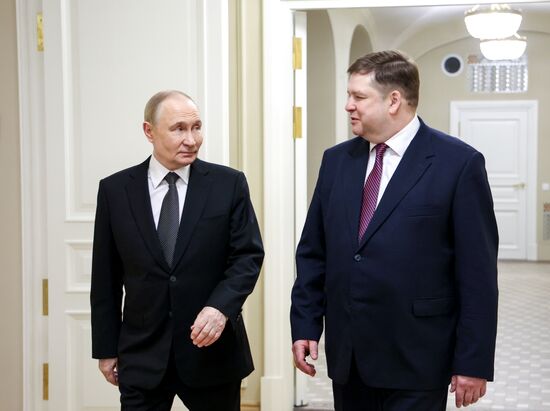 Russia Putin St Petersburg Conservatory