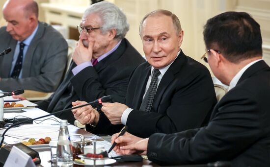 Russia Putin International News Agencies