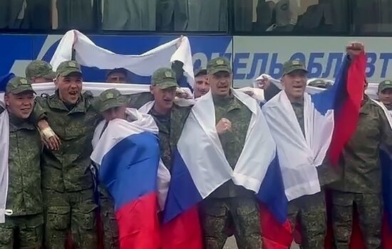 Russia Ukraine Military Operation POWs Exchange