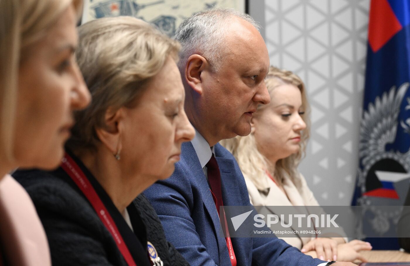 SPIEF-2025. Meeting of Moldovan Party of Socialists leader I. Dodon and Russian Energy First Deputy Minister P. Sorokin