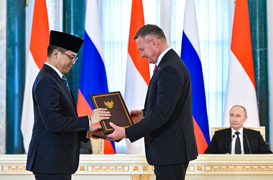 Russia Indonesia