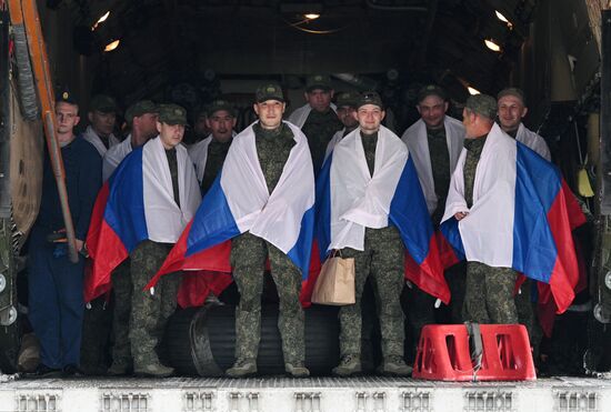 Russia Ukraine Military Operation POWs Exchange