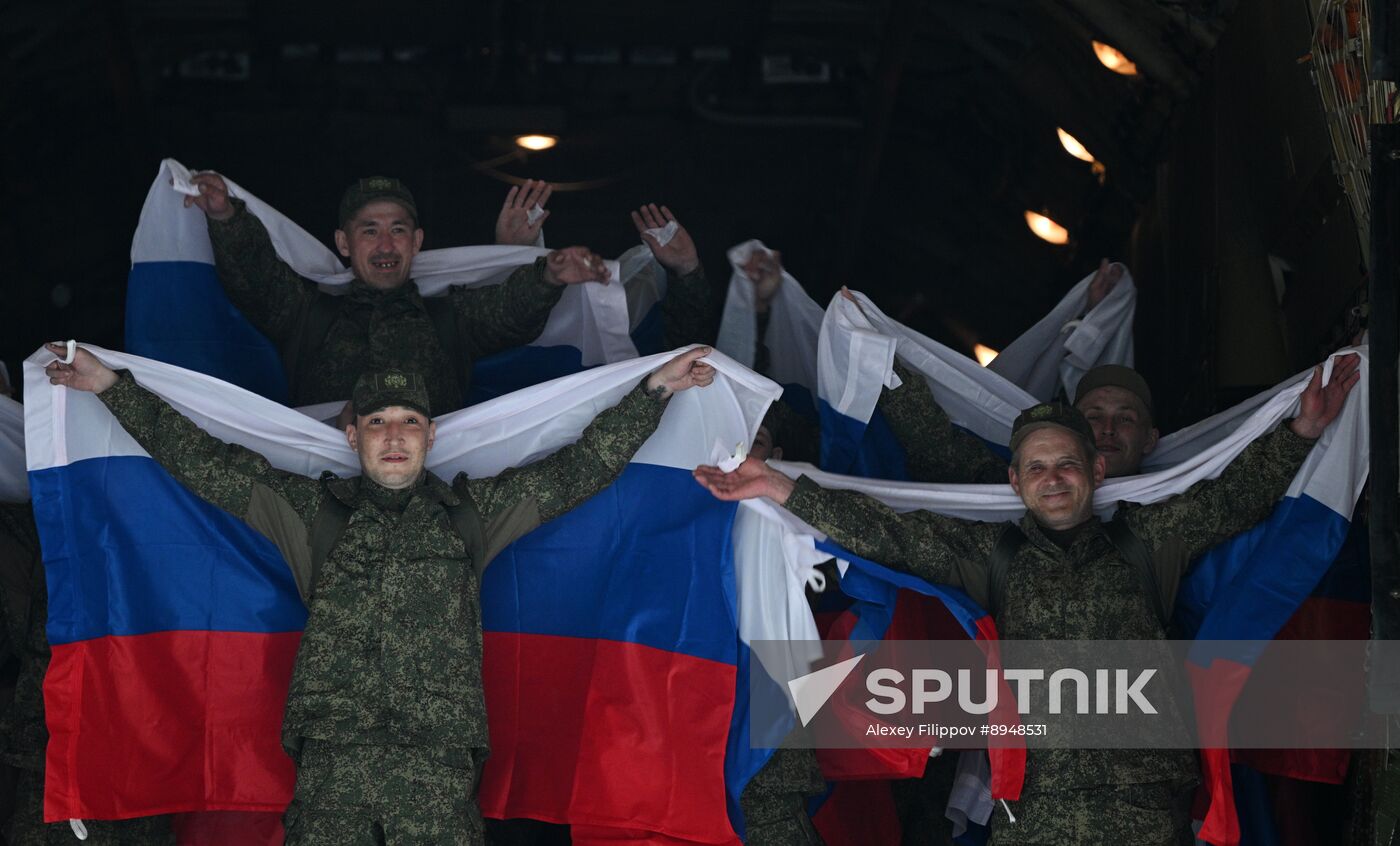Russia Ukraine Military Operation POWs Exchange