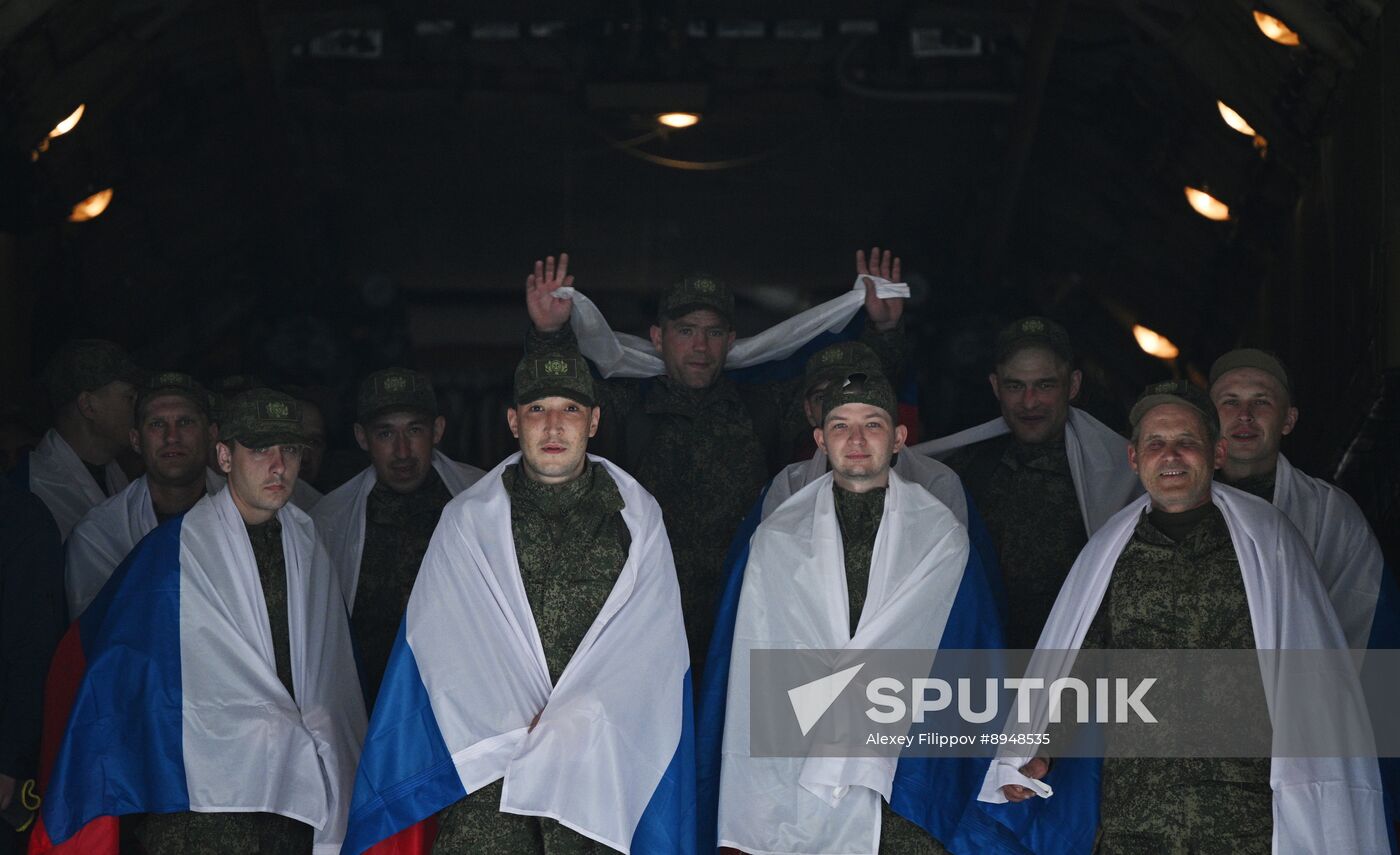 Russia Ukraine Military Operation POWs Exchange