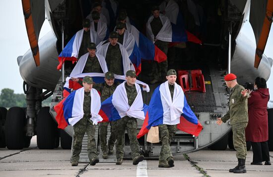 Russia Ukraine Military Operation POWs Exchange