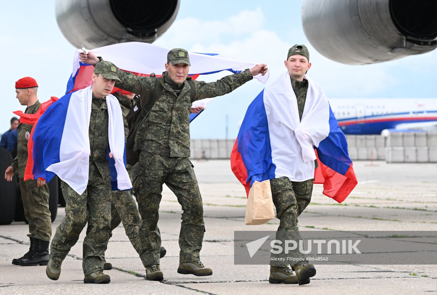 Russia Ukraine Military Operation POWs Exchange