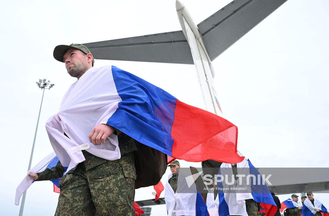 Russia Ukraine Military Operation POWs Exchange