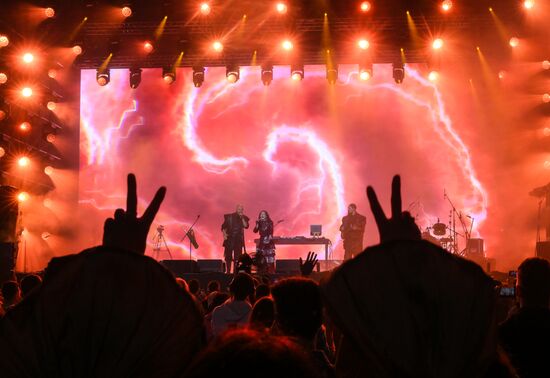 Russia Entertainment Ay Yola