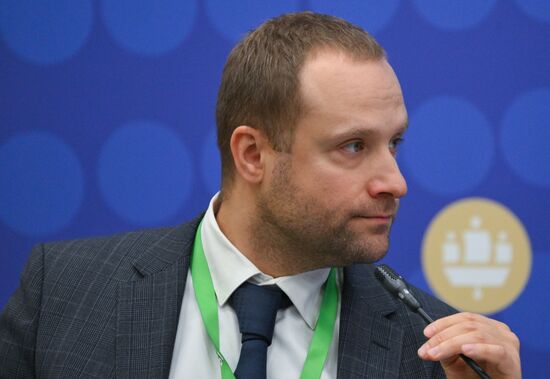 SPIEF-2025. The Russian Automotive Industry: Between Globalization and Sovereign Development