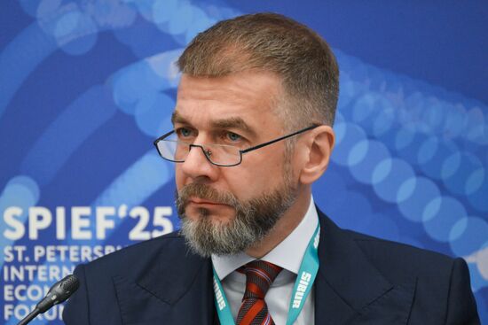 SPIEF-2025. The Russian Automotive Industry: Between Globalization and Sovereign Development