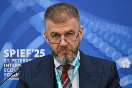 SPIEF-2025. The Russian Automotive Industry: Between Globalization and Sovereign Development