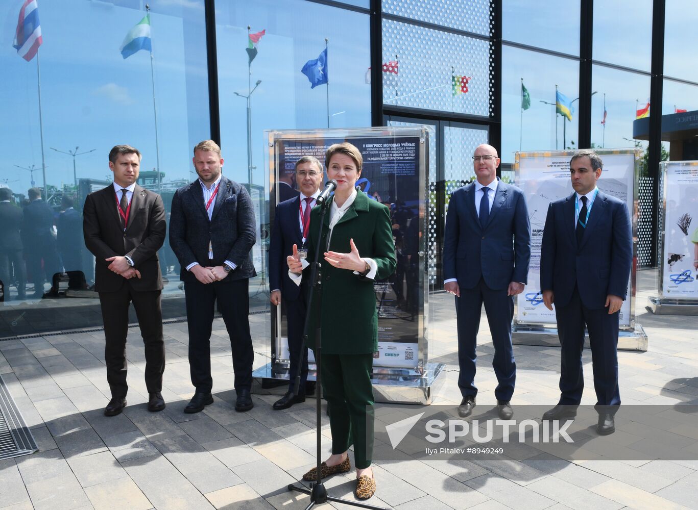 SPIEF-2025. Science in Faces exhibition